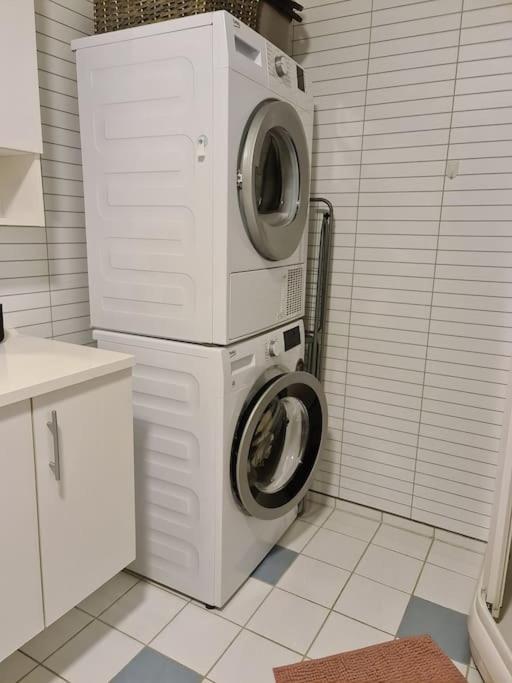 Koselig Og Moderne Leilighet, Meget Sentralt I Narvik Med Gratis Parkering! מראה חיצוני תמונה