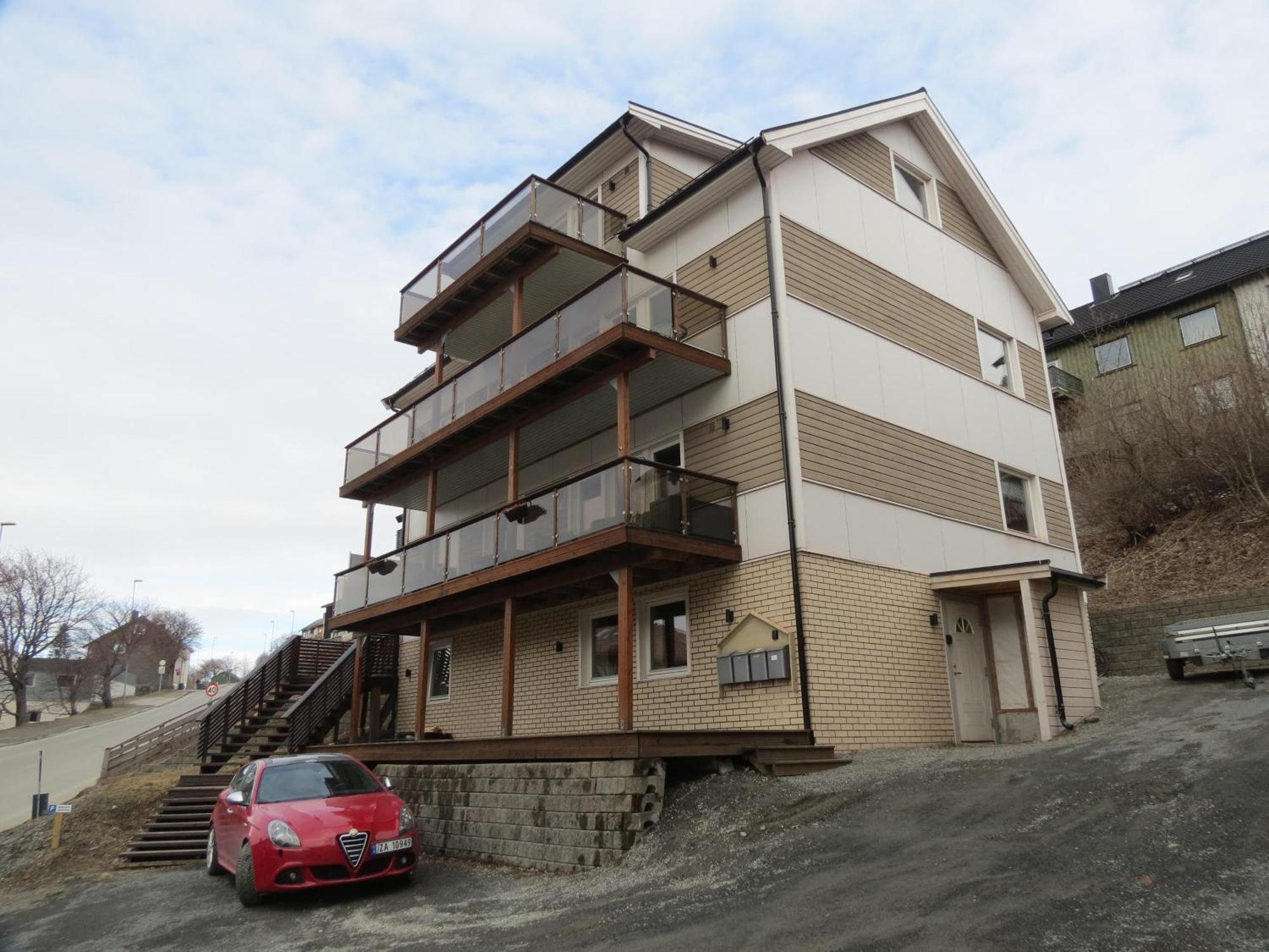 Koselig Og Moderne Leilighet, Meget Sentralt I Narvik Med Gratis Parkering! מראה חיצוני תמונה